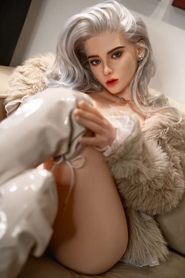 SY_DOLL_Head_M12_Chloe_164cm_41kg_D_Cup_02