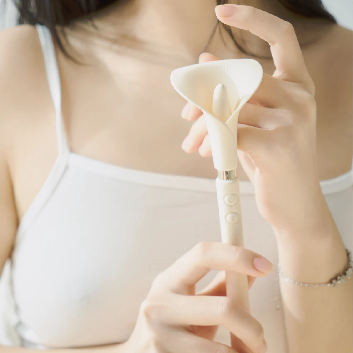 ZALO_CALLA_Vibrating_Massager_07