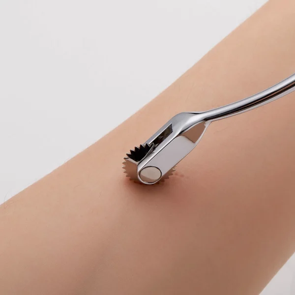 Roomfun | Cutlery Spur Wheel (ZW-055)