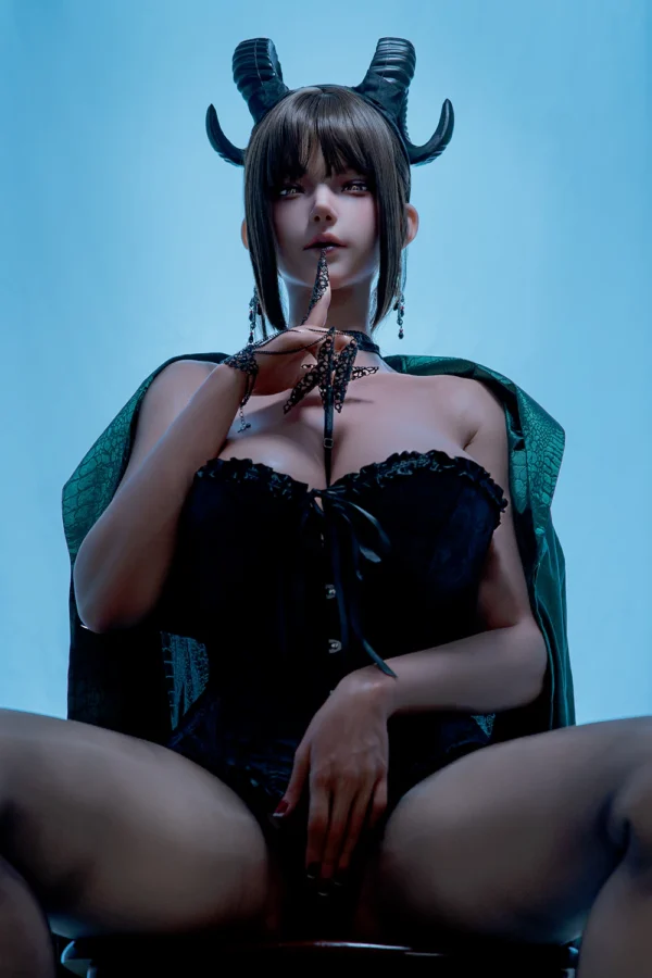 Doll_Senior_Capricorn_170cm_40kg_G_Cup_02